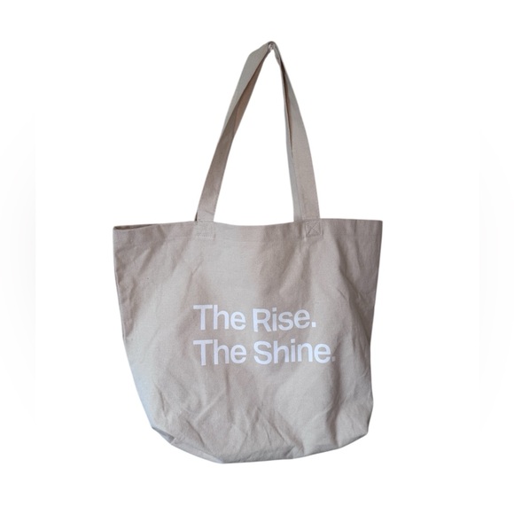 NWT Vuori Canvas Bag "The Rise. The Shine" Tote Performance Apparel Recycled - Picture 2 of 7